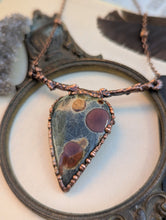 Load image into Gallery viewer, Peanut Obsidian Branch Necklace