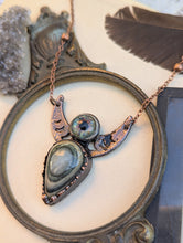 Load image into Gallery viewer, Green Eye Opal and Lamp Work Eye Moon Phase Necklace