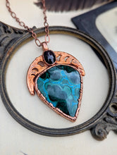 Load image into Gallery viewer, Malachite Moon Phase Necklace with Star Garnet