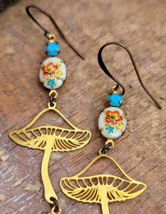 Brass Mushroom Earrings - Vintage Rhinestones 2