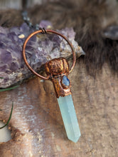 Load image into Gallery viewer, Putka Pumpkin Necklace with Pistachio Calcite Moonstone