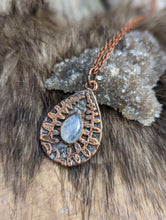 Load image into Gallery viewer, Petite Moonstone and Fern Necklace