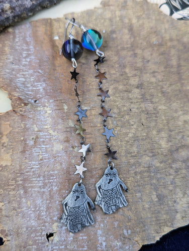 Pewter Ghosts and Crystal Ball Shoulder Duster Earrings