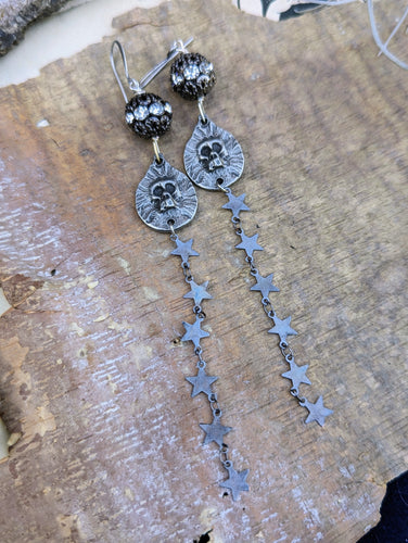 Pewter Skulls and Gunmetal Star Shoulder Duster Earrings