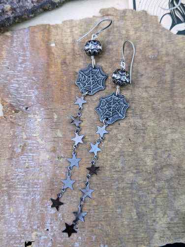 Pewter Spider Web and Gunmetal Star Shoulder Duster Earrings