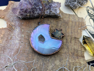 Electroformed Aura Agate Druzy Moon Necklace with Labradorite Star 5