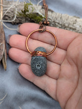 Load image into Gallery viewer, Electroformed Welsh Beach Pebble Worry Stone Necklace - Grey Oval