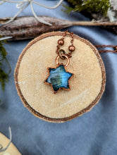 Load image into Gallery viewer, Electroformed Labradorite Star Necklace - 2