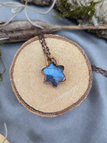 Electroformed Labradorite Star Necklace - 1