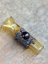Load image into Gallery viewer, Amber glass joint holder - Garnet
