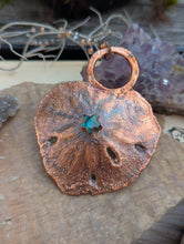 Load image into Gallery viewer, Copper Electroformed Sand Dollar Labradorite Star Necklace