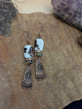 Load image into Gallery viewer, Vintage Bead and Brass Starburst Earrings