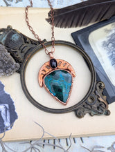 Load image into Gallery viewer, Malachite Moon Phase Necklace with Star Garnet