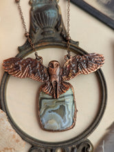 Load image into Gallery viewer, 'The Night-Winged Guardian' Owl and Agate Necklace