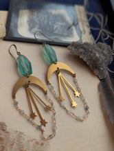 Load image into Gallery viewer, Shooting Star Lunar Earrings