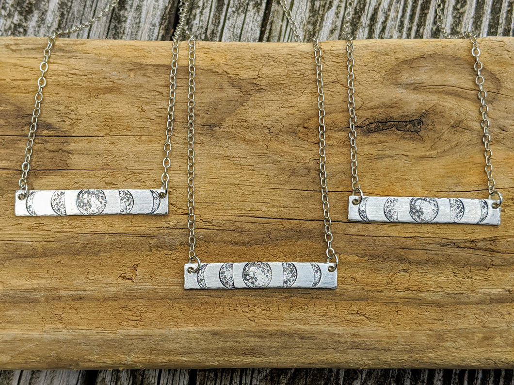 Moon Phase Bar Necklace - 18-19