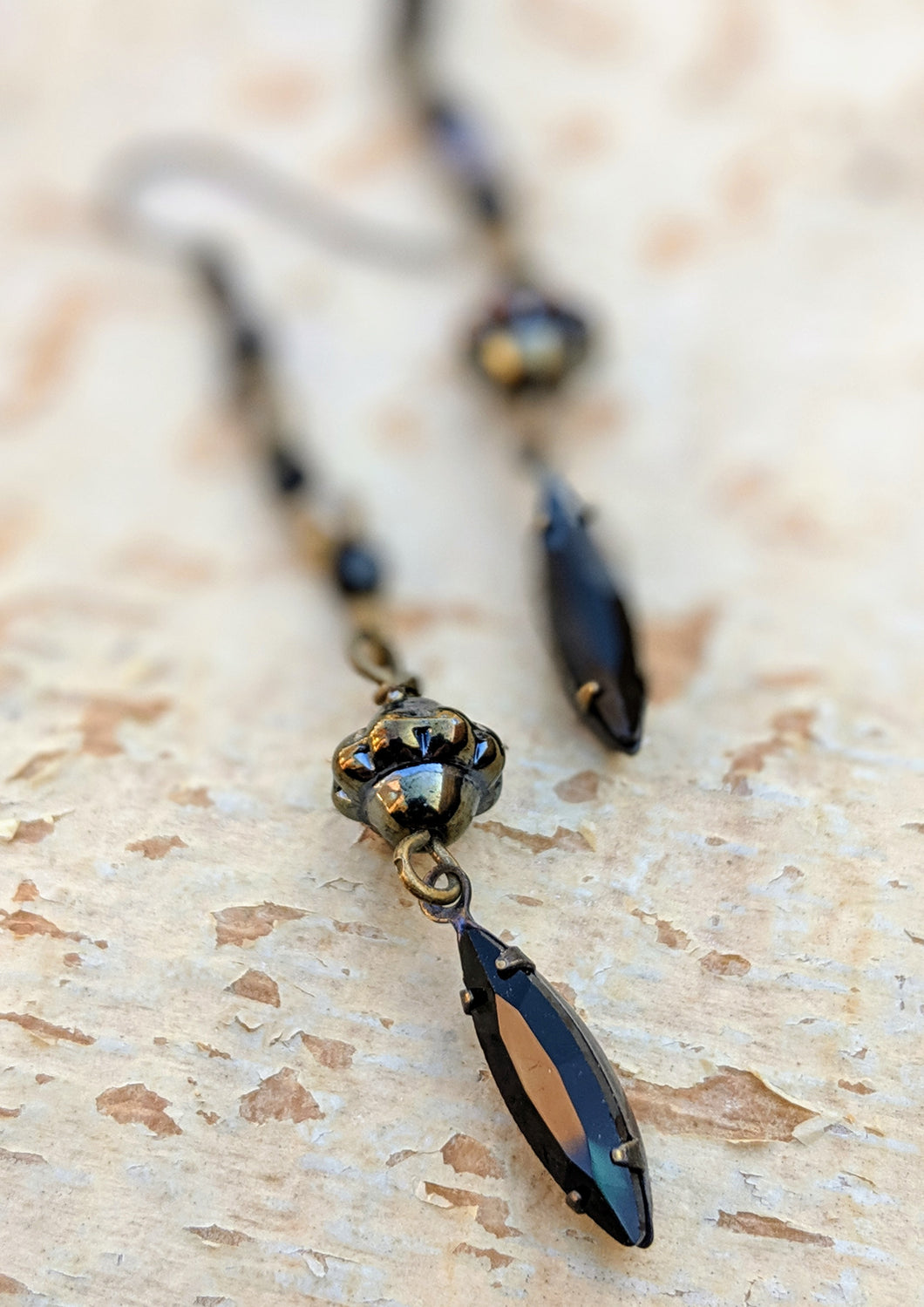 Vintage Black Rhinestone Dangle Earrings - Minxes' Trinkets