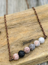 Load image into Gallery viewer, Simple Horizontal Pink Agate Necklace - Minxes&#39; Trinkets