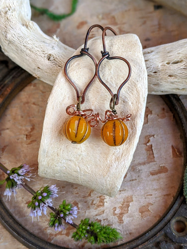 Pumpkin Leaf Earrings - Light orange