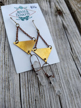 Load image into Gallery viewer, Triangle Quartz Point Earrings - Minxes&#39; Trinkets