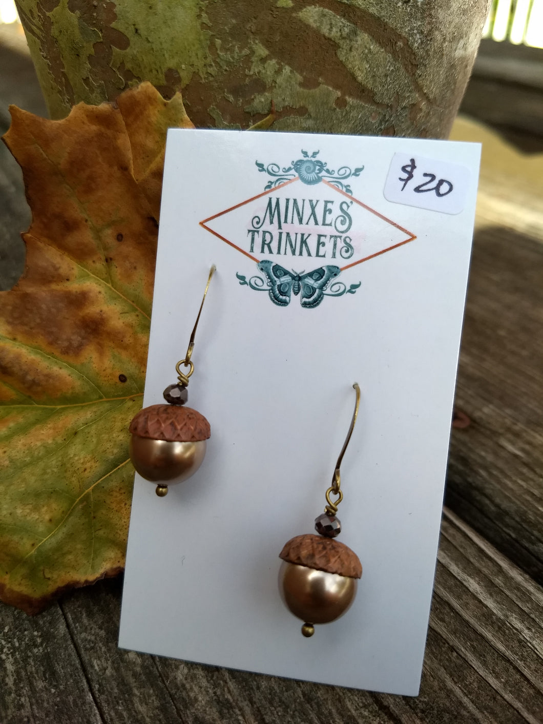 Swarovski pearl acorn earrings - champagne - Minxes' Trinkets
