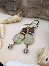 Load image into Gallery viewer, Green Nautilus Earrings 4