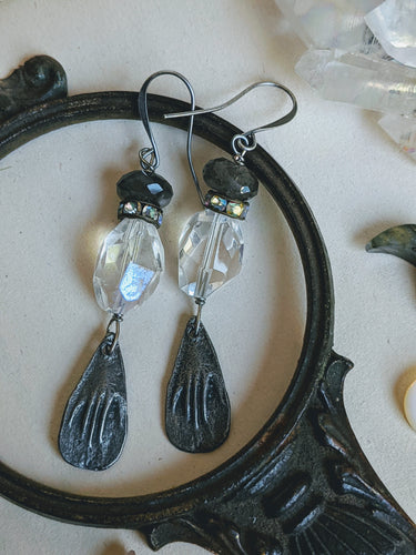 Pewter Hand Earrings with Aura-Quartz and Labradorite