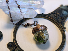 Load image into Gallery viewer, Botanical Acorn Necklace - Daisy 7