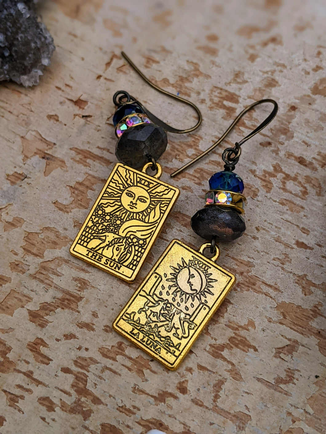Metal Tarot Card Earrings - Labradorite - Sun and La Luna