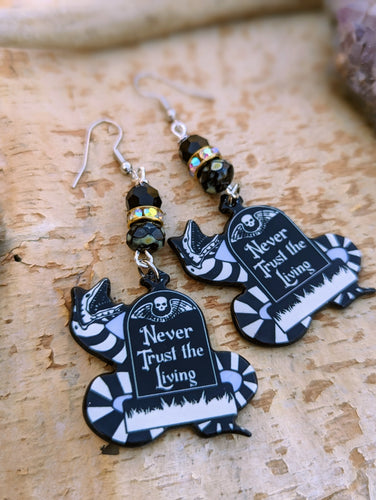 Beetlejuice Sandworm Gravestone Earrings - Never Trust the Living